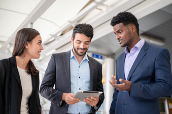 Cómo ser Carismático en el Trabajo
