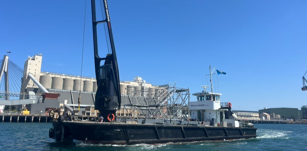 Commercial marine services, crane barge hire and marine construction across Sydney Harbour | Waratah Marine | Sydney, Newcastle & NSW Coastline