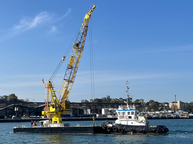 High-capacity LC20 commercial crane barge for heavy lifting and marine construction | Waratah Marine | Sydney Harbour, Newcastle & NSW Coastline