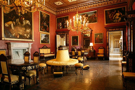 Palazzo_Parisio_Lombarda.jpg