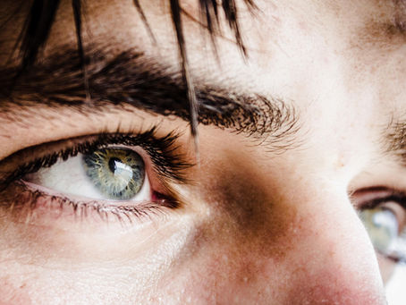 Bewust man zijn in deze wereld