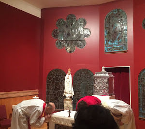 Praying the Rosary to Free the Mass - Triumph Tour 2020