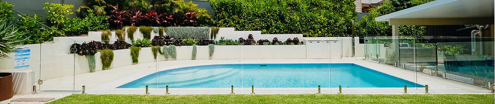 Sutherland Shire Loftus curved pool