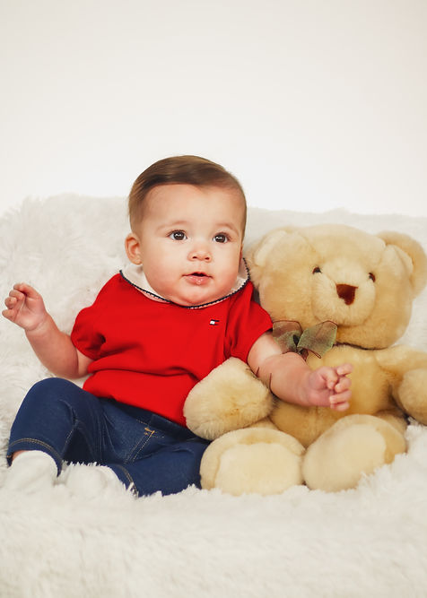 9 month milestone collection photo session