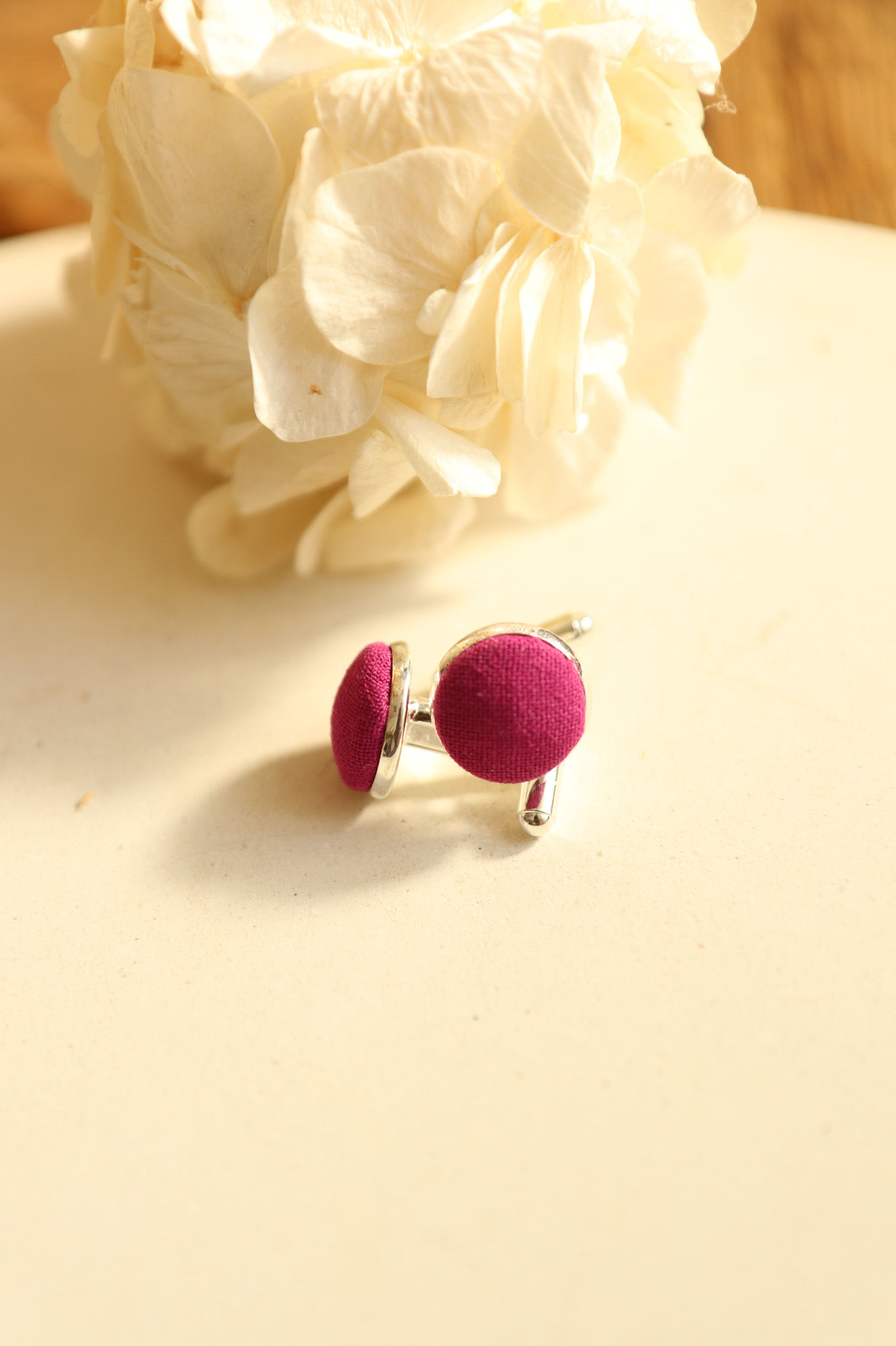 Bouton de manchette en coton rose magenta