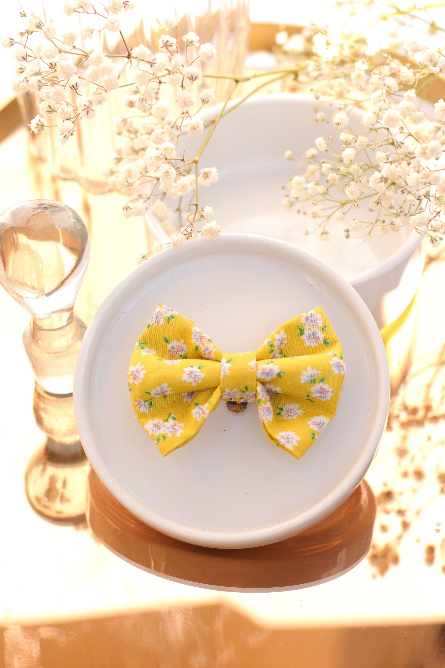 Noeud à clipper jaune fleur