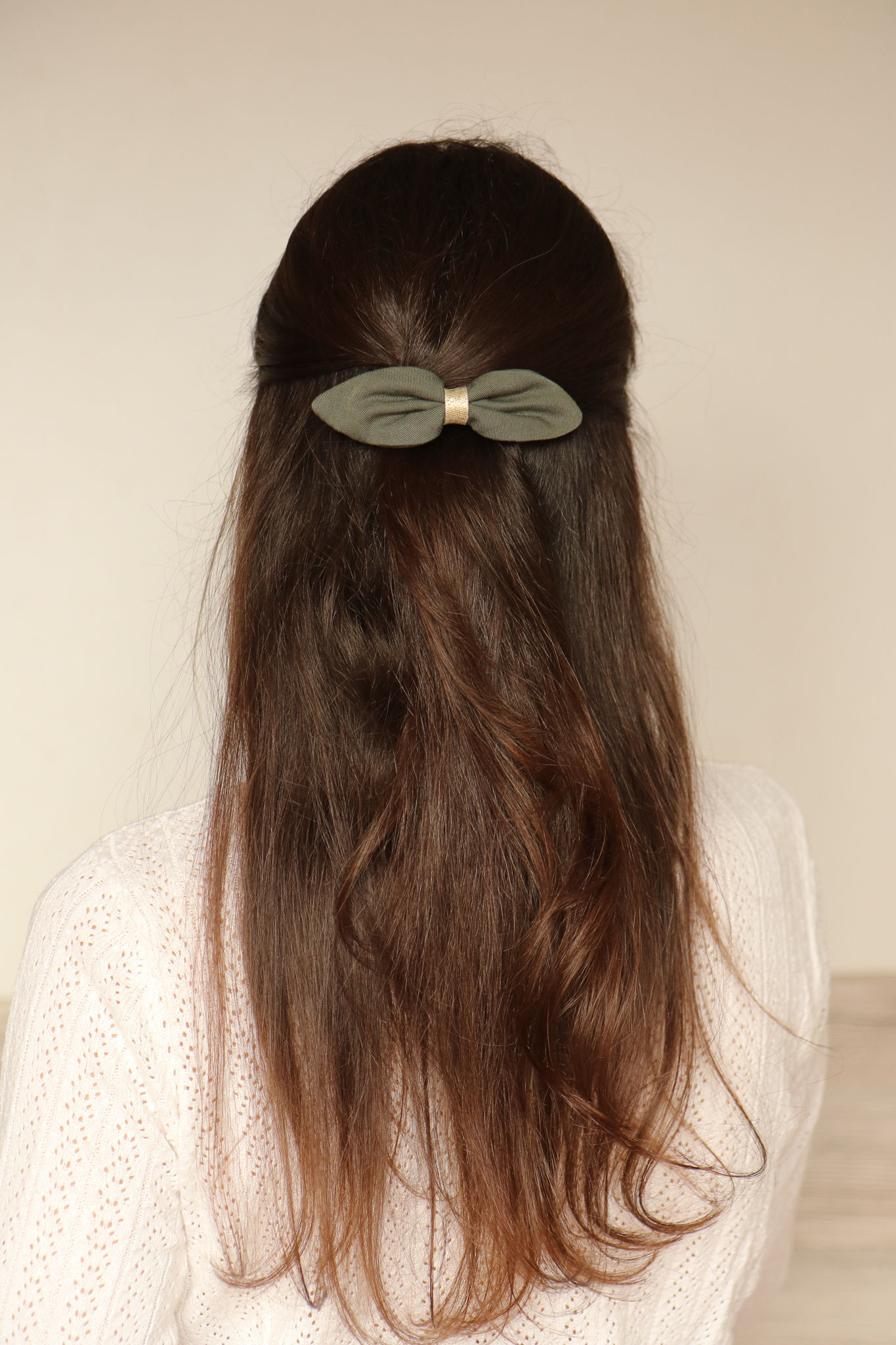 Barrette noeud Joséphine kaki et doré 