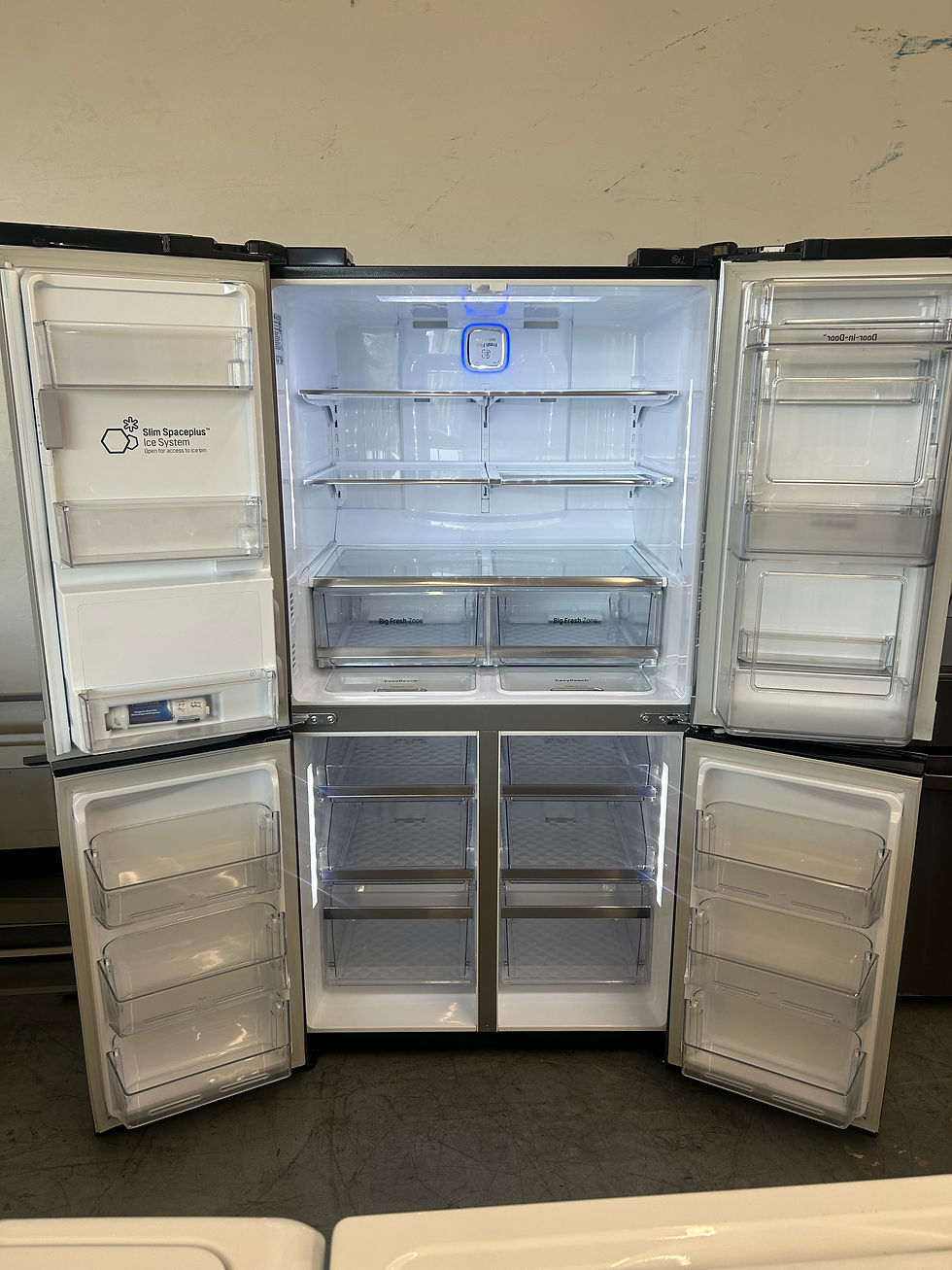 Miniatura: LG Refrigerator 