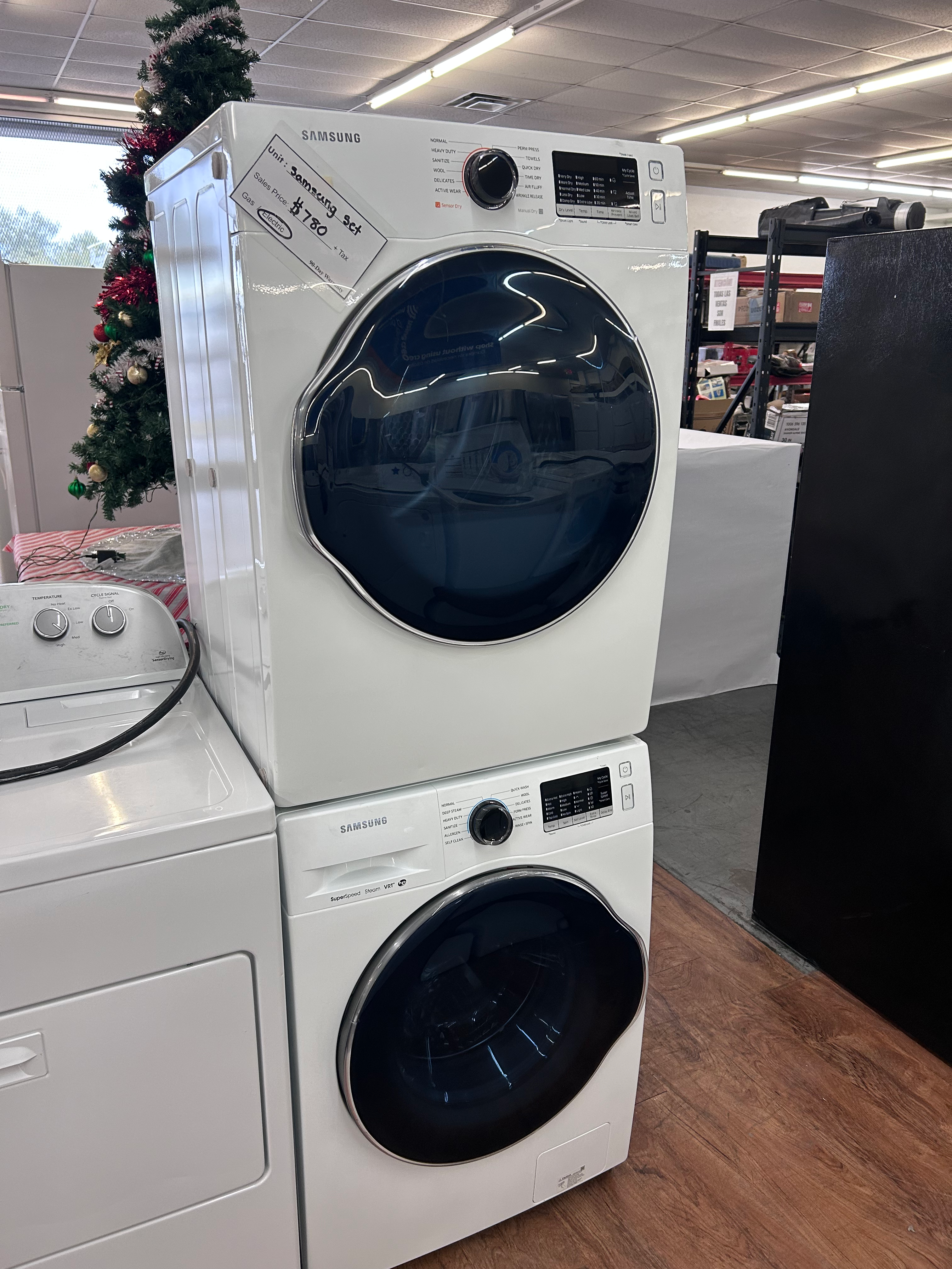 24” Samsung Electric Set