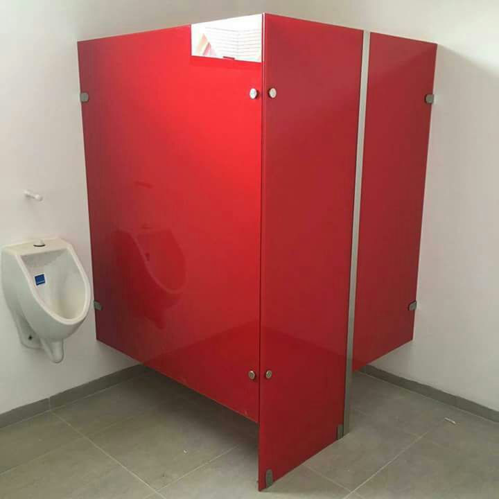Divisiones de baño en acero inoxidable