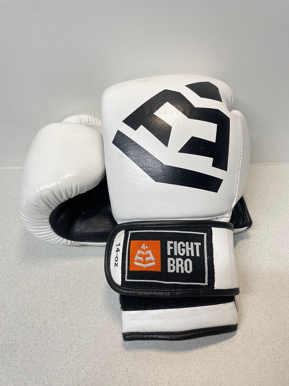 Thumbnail: Boxing gloves 
