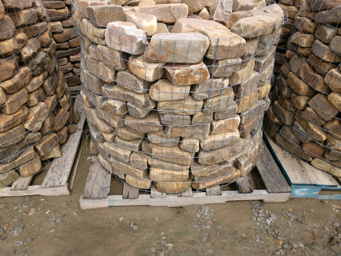 Brick Rcks CREEK BRICKS | Rock-It
