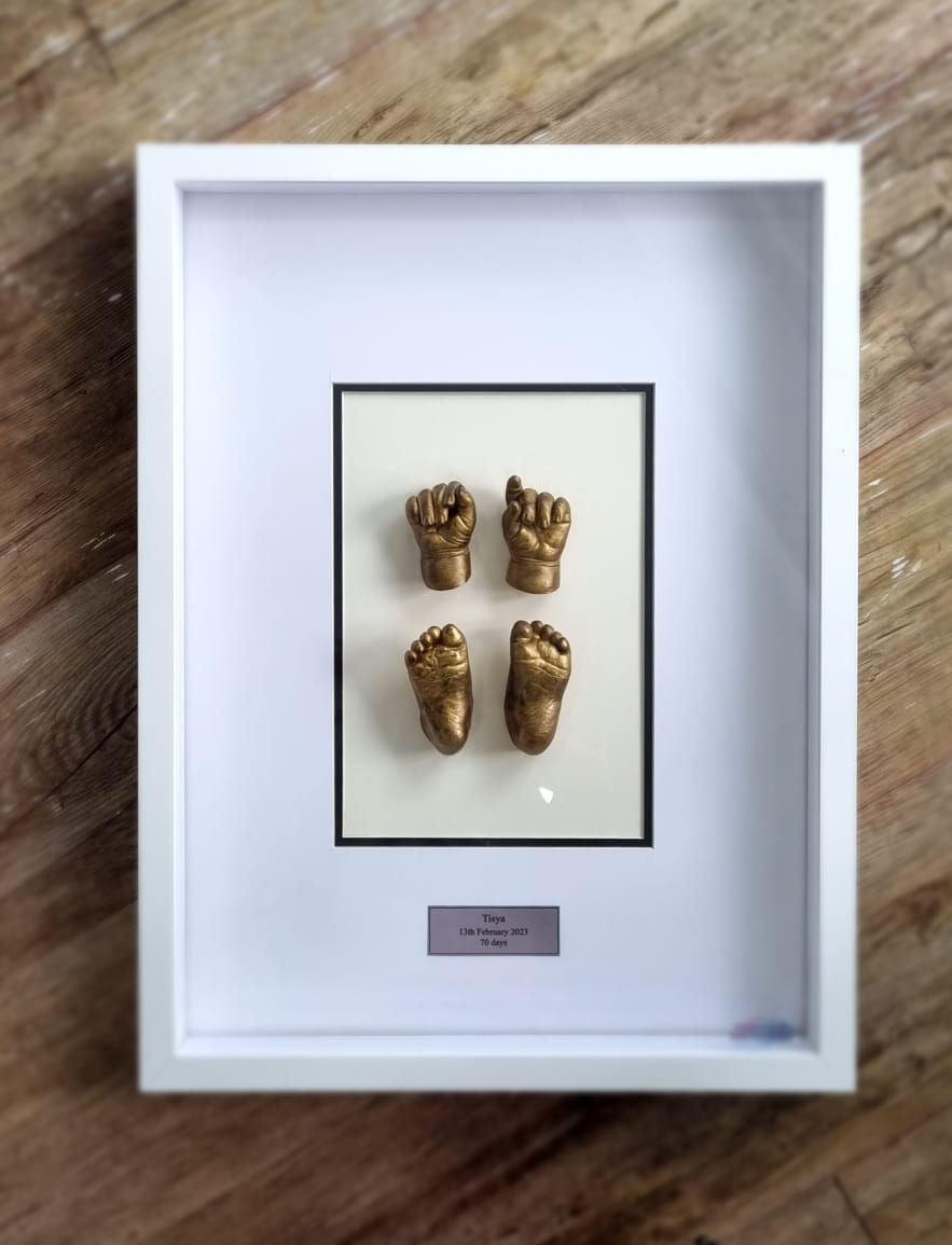 2 Hands 2 Feet (Gold)