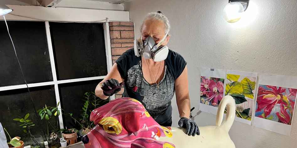 Jennie Rogers working on Flora in her studio