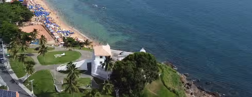 Praia da Boa Viagem em Salvador: veja por que vale a pena