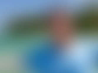 Turista na praia da Bahia