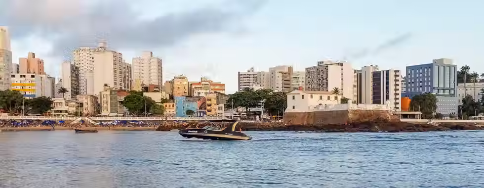 3 passeios de barco em Salvador que você vai adorar!