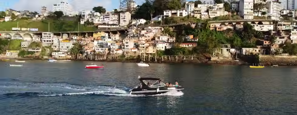 Passeio de barco para despedida de solteira: uma opção incrível!