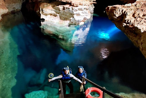 Flutuação no Poço Azul Nova Redenção
