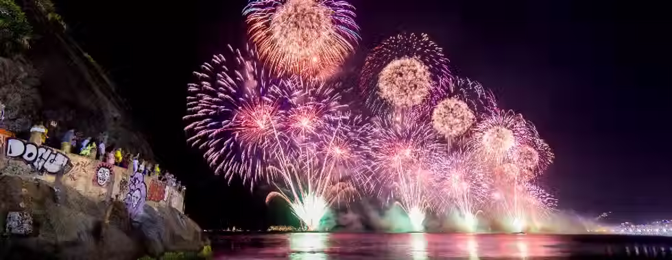 Réveillon Bahia 2026: melhores festas e destinos para a virada