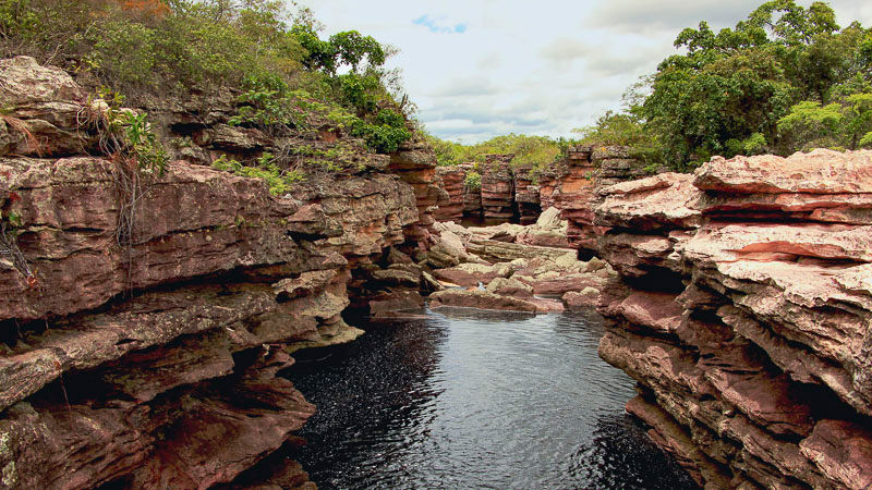 aguas escura do rio una itaete bahia