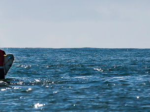 8 esportes no mar que pode praticar na sua próxima viagem