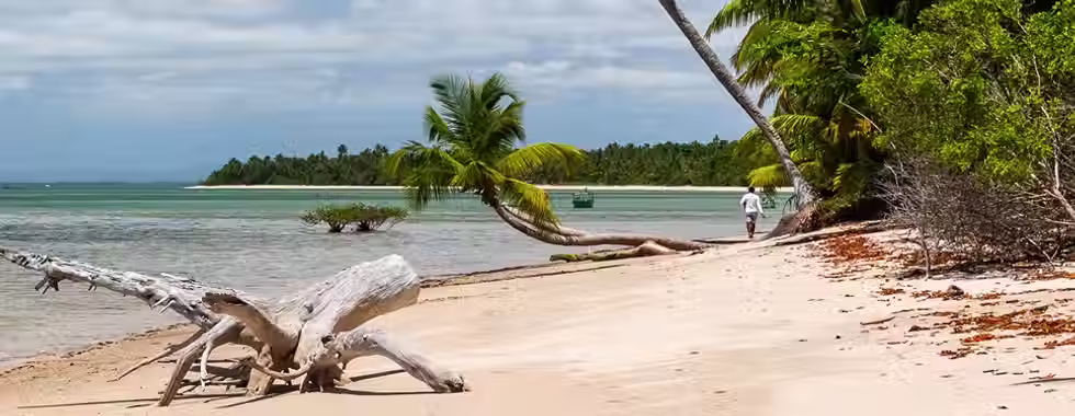 Praia Ponta dos Castelhanos em Boipeba: belezas únicas na ilha