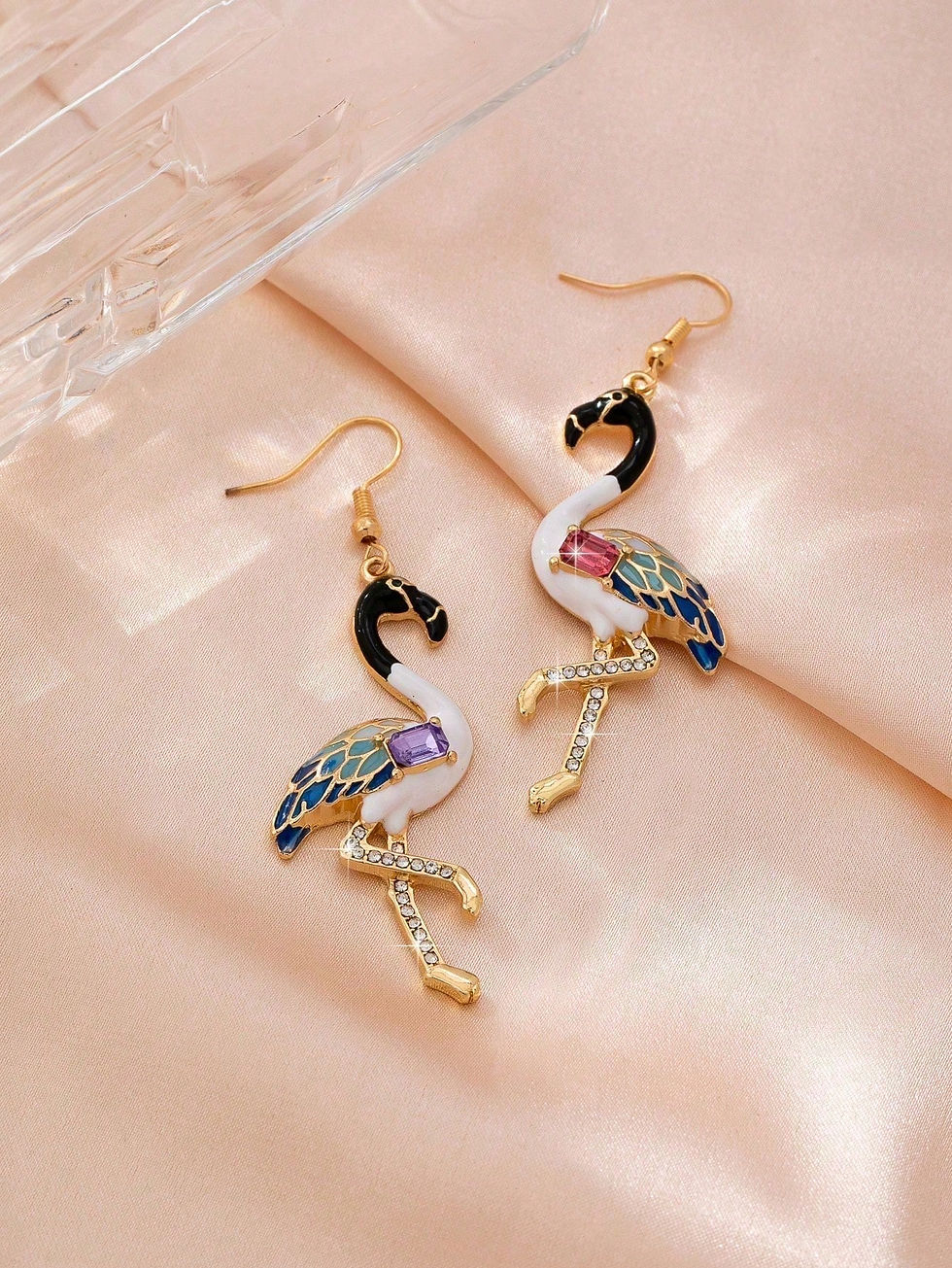 Thumbnail: A Pair of Trendy and Stylish Animal-Themed Casual and Versatile Women's Earrings