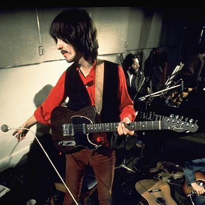 Harrison es inseparable de su guitarra