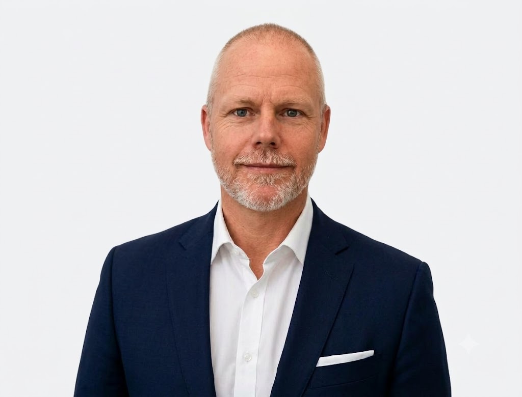 Writer:  Claus Petersen