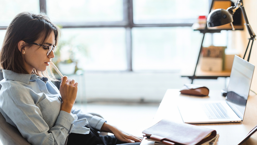 ¿ ¿Cómo mejorar tu currículum sin morir en el intento?