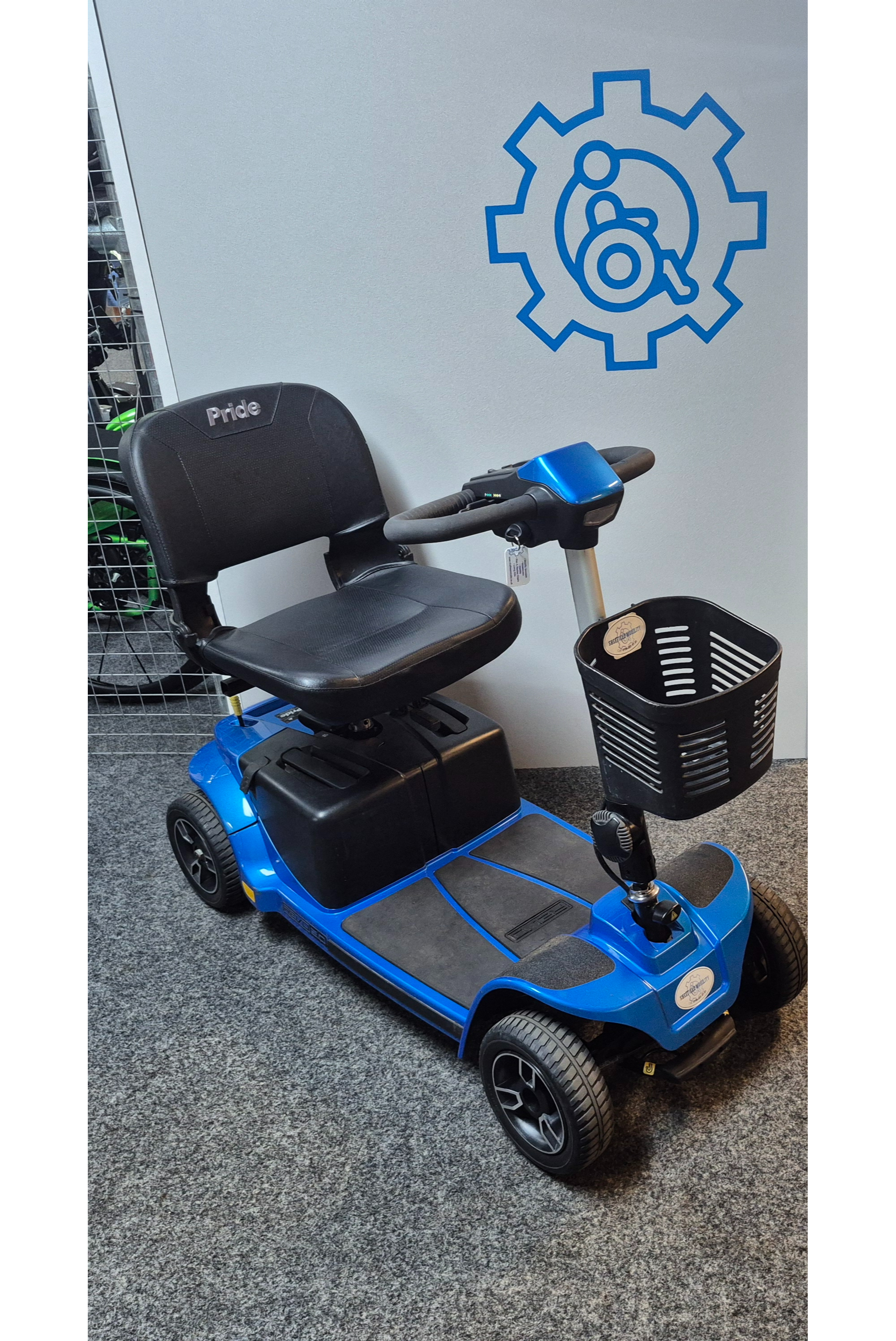 Pre Owned Pride Revo 2.0 Portable Mobility Scooter - Front Right