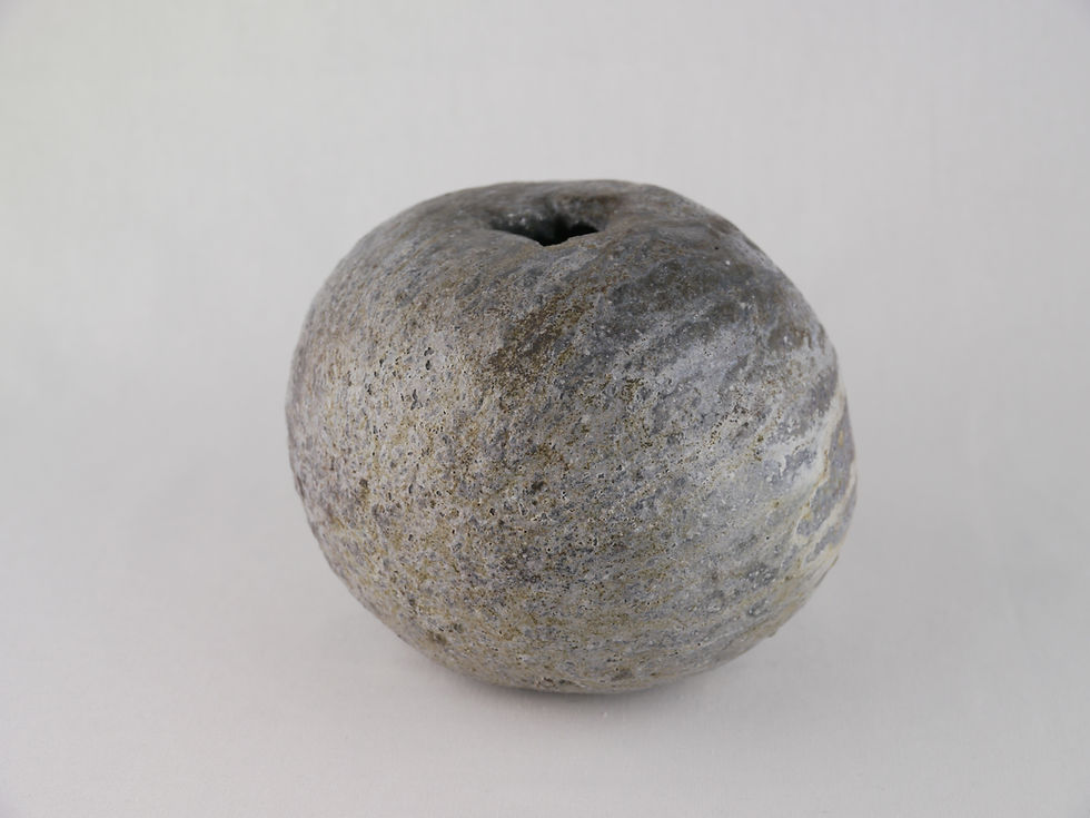 サムネイル： 玉形花器 Ball Vase