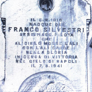 Medaglia di Bronzo al Valor Militare assegnata al Sergente Maggiore Pilota Silvestri Franco, nato nel nostro paese