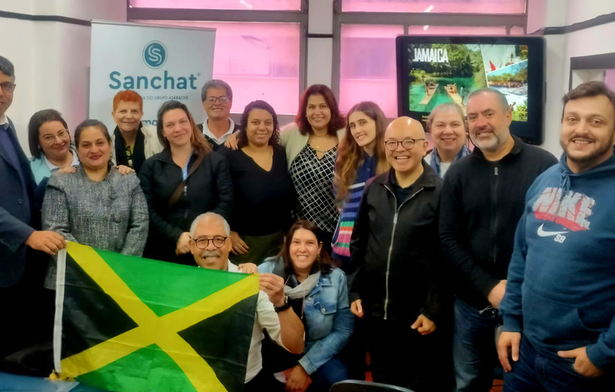 Sanchat e Turismo da Jamaica Fortalecem Parceria com Treinamento para Agentes de Viagens
