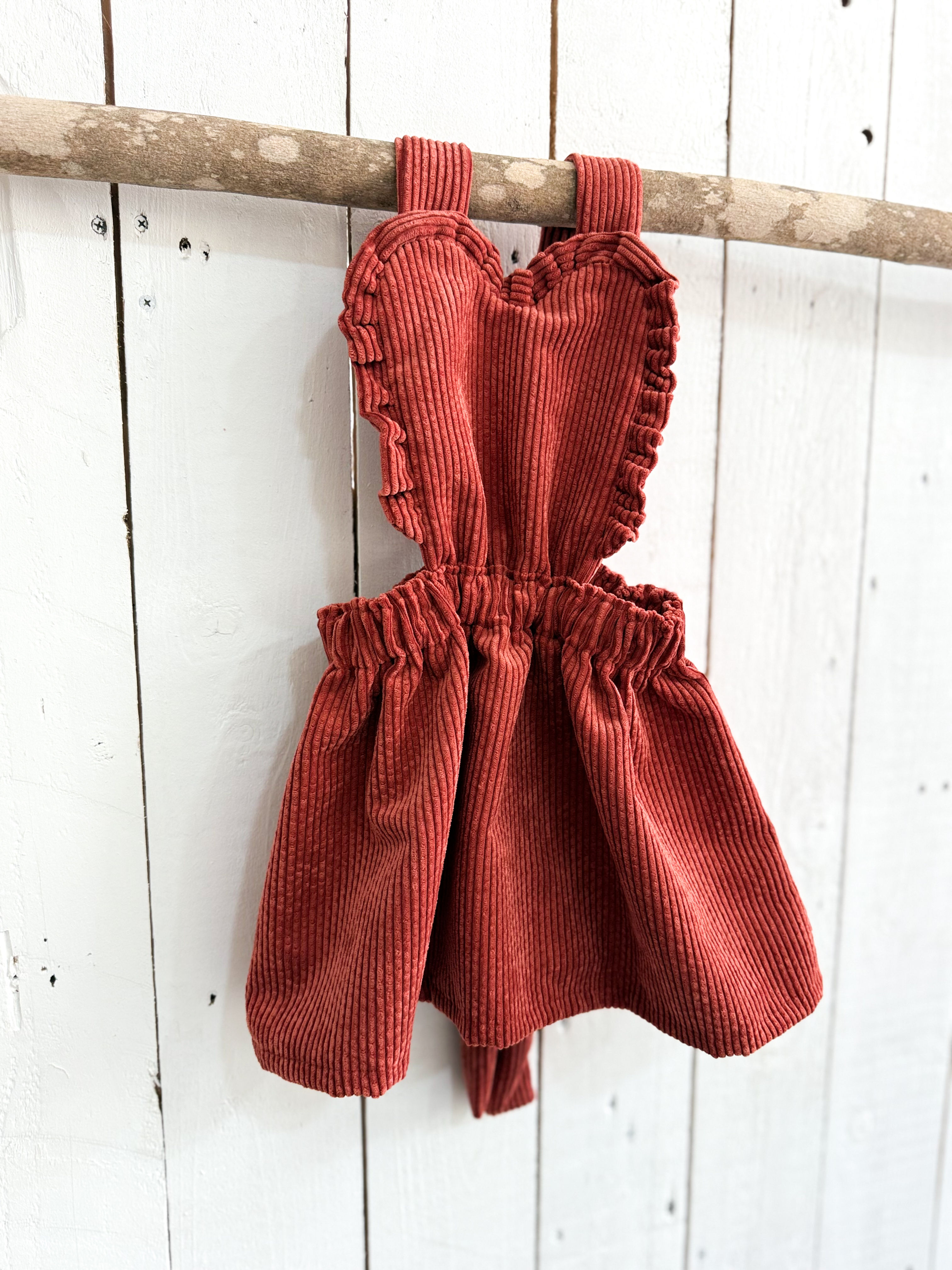 Vestido coração em bombazine