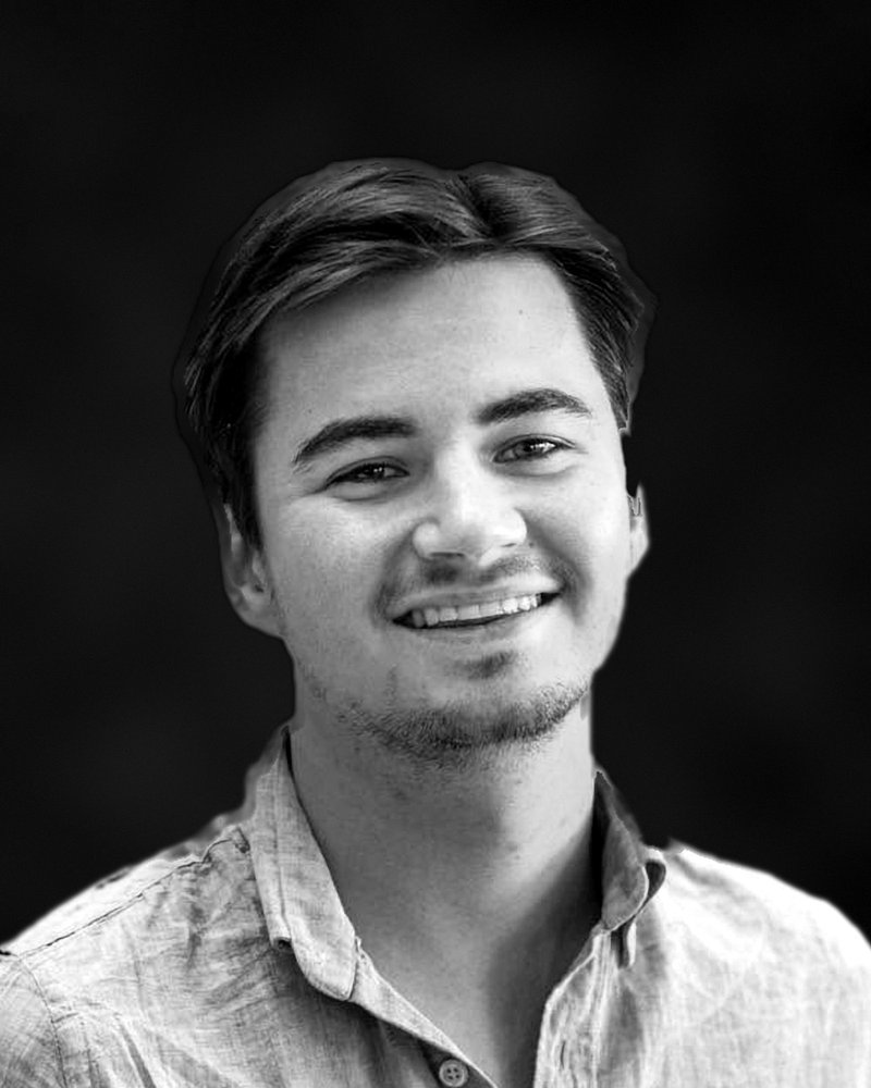 Portrett av Adrian Harstad-Jensen