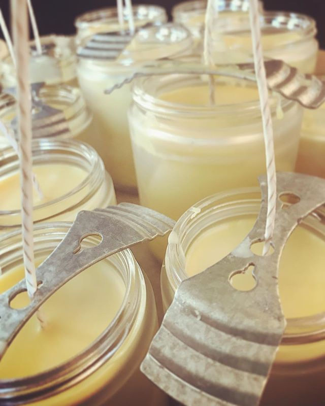 Thumbnail: Hand Poured Beeswax Candle