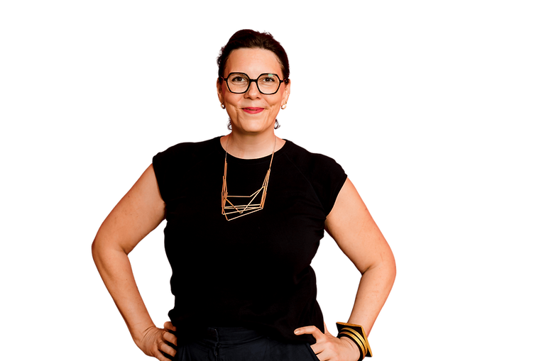 Madeleine Hirtl – Business Mentorin für selbstständige Frauen mit personzentriertem & feministischen Ansatz