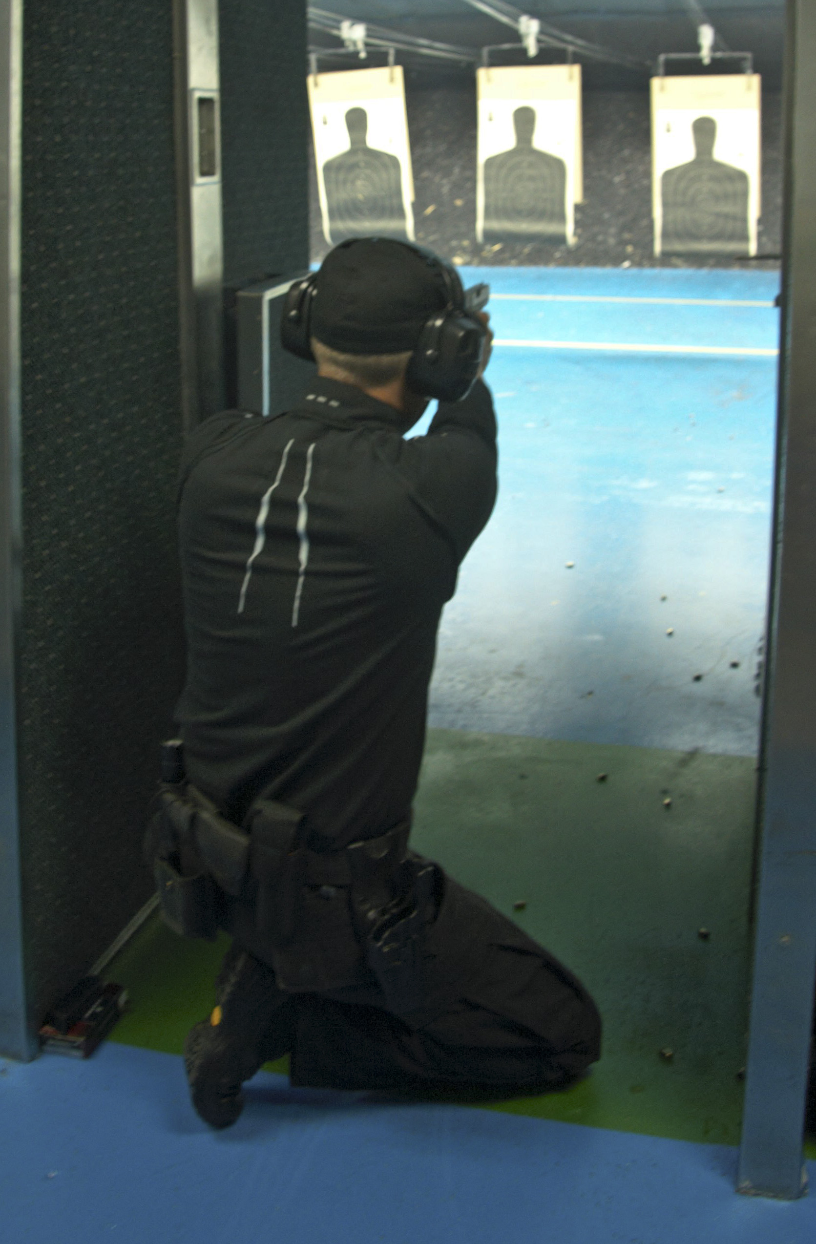 Sensibly Armed Personal Protection Training And Indoor Pistol Range - 473vcy1