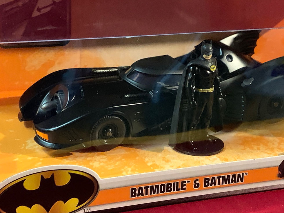 Miniatura: Batmobile 1989 escala 1.24