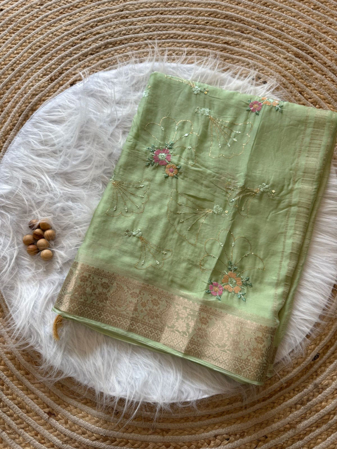 Chiffon silk saree with blouse piece