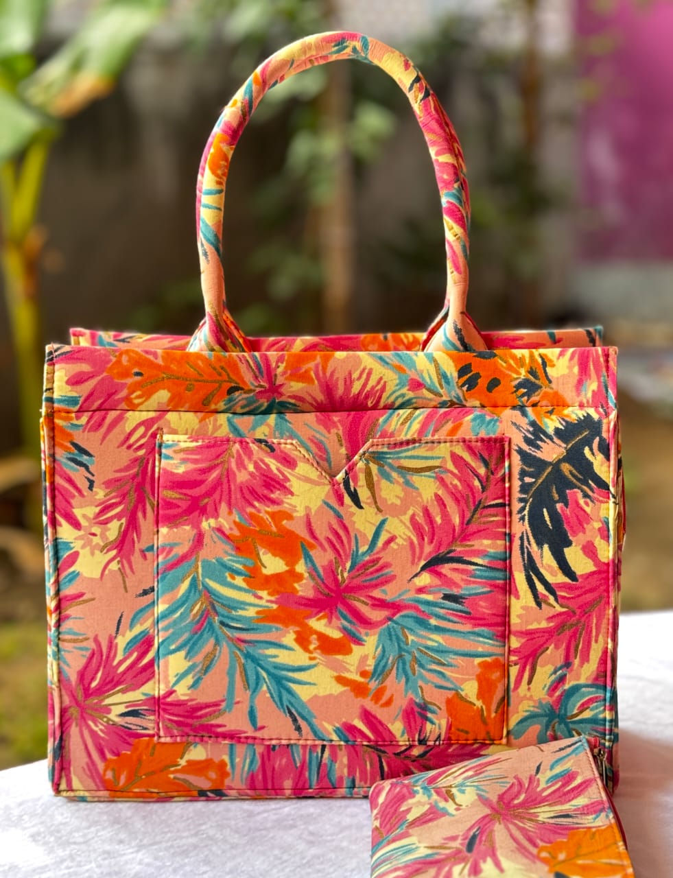 Handbags | Handbags - Magic Tote Bag Hand Lock PrintMatching Pouch Inside ...