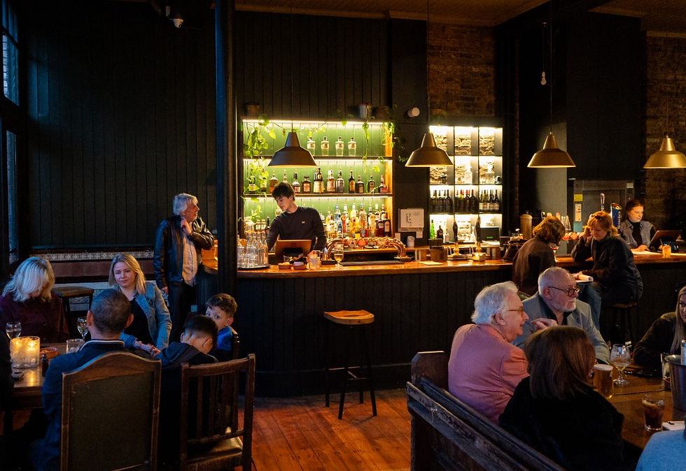 Inside The Star Pub Highgate London (9).jpg