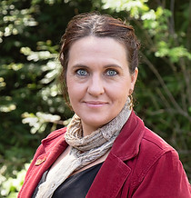 Joni McAtee_2024 crop.jpg