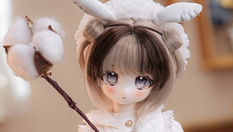 TinyFox1/4スケールドール「仕立て屋の蛾 フラフィー」が温もりあふれる魔法であなたを癒す~MACOCOシリーズの新メンバーは11月29日(水)LaPeonierオンラインショップにて予約開始!