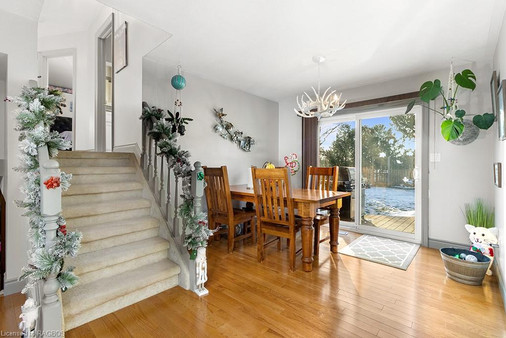 614504_hamiltonlane_photo6.jpeg