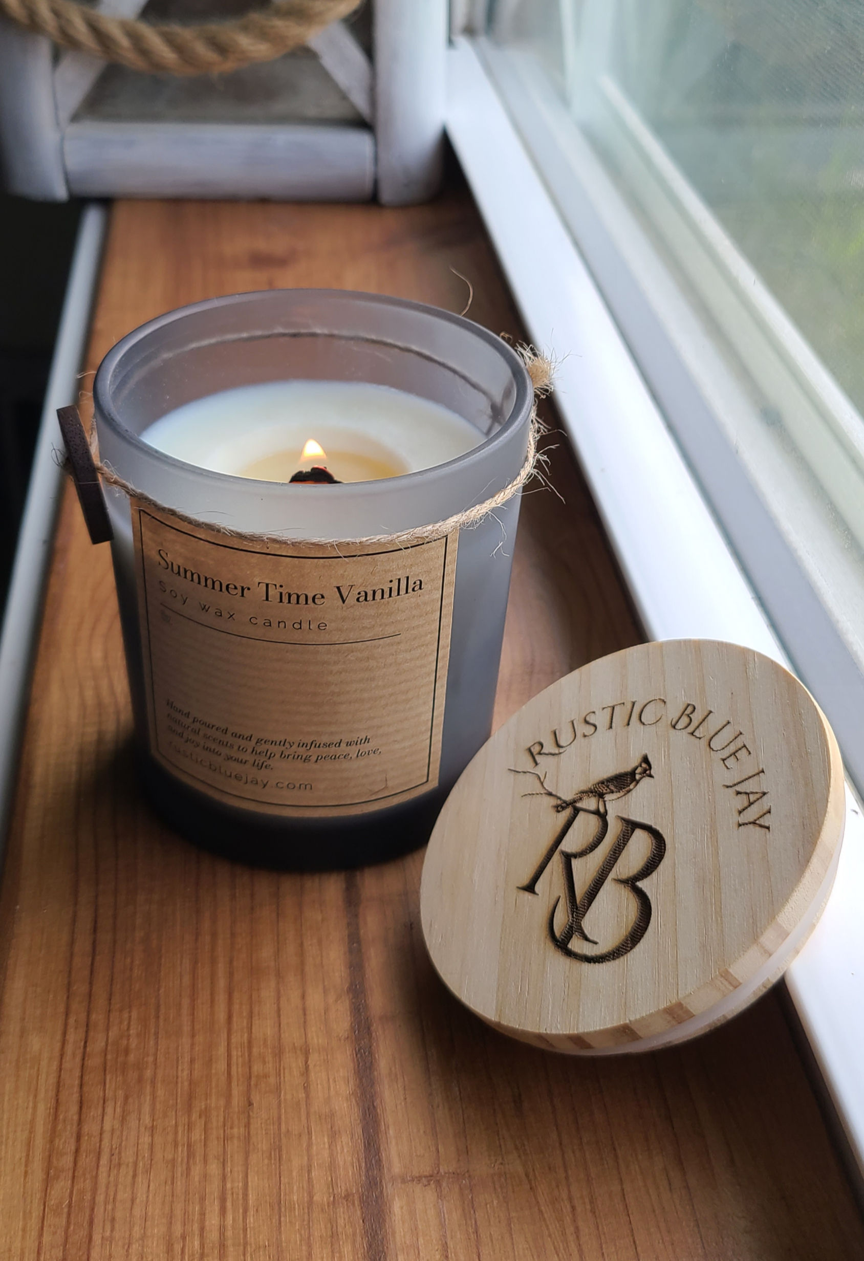 Summer Time Vanilla (10 oz)