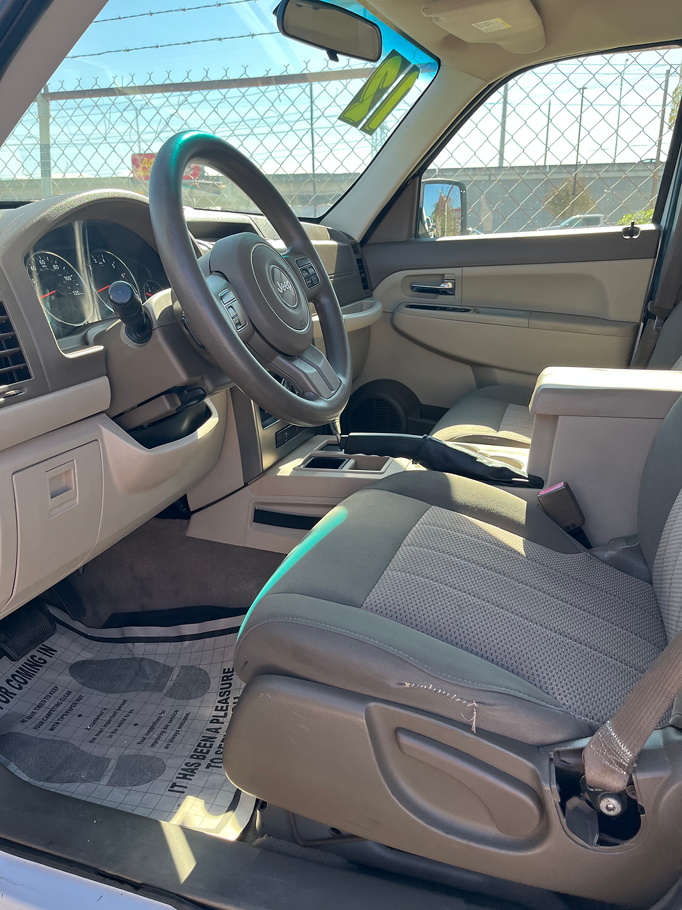 Miniatura: 2012 JEEP 