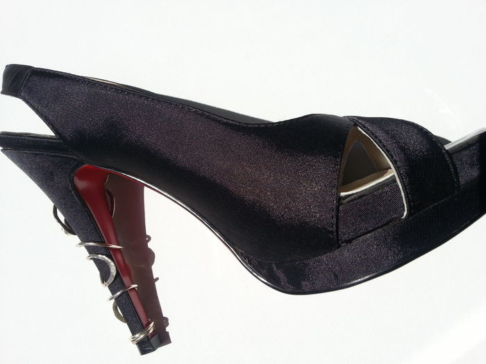 Miniatura: SIR POL PARIS & Christian Louboutin